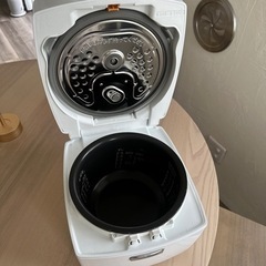 5合炊飯器の画像