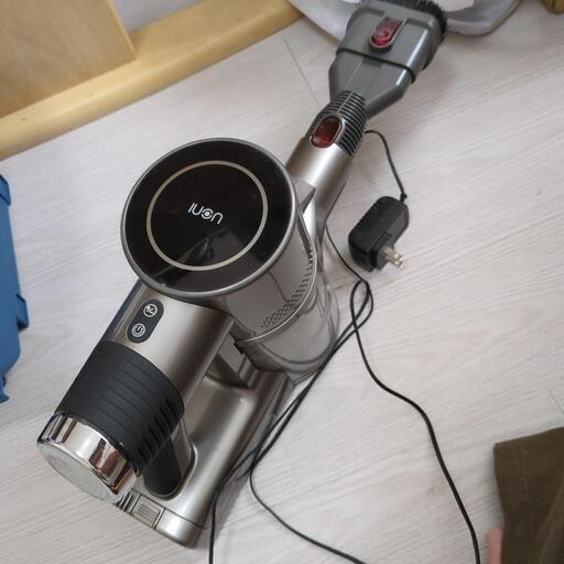 家電　コードレス掃除機
