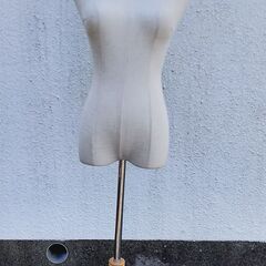 9号　トルソー　マネキン　フリマ　出品　見本