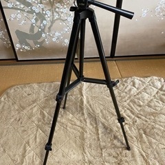 ビデオカメラ用三脚の画像