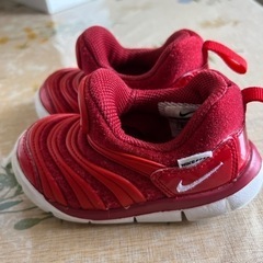 NIKE ナイキ ダイナモフリー　スニーカー子供用シューズの画像
