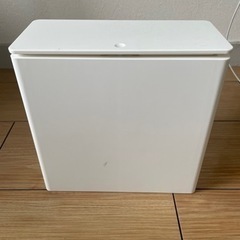 ニトリ　ゴミ箱　ダストボックス