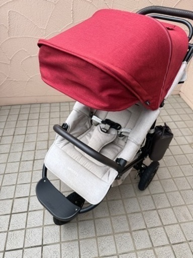 エアバギーココプレミア　タイヤのチューブ新品交換済み　美品　新生児より使用可能