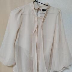 服/ファッション スーツ レディースの画像