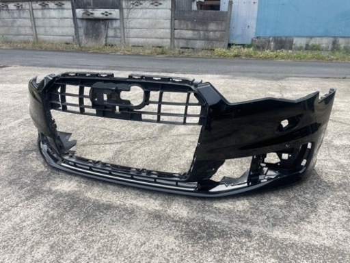 アウディA6純正フロントバンパー