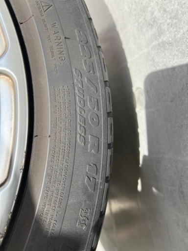 車のパーツ タイヤ、ホイール