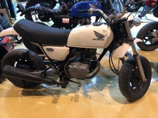 レストアベース！！部品取り！カスタムなどに♪激安 APE50 FI キャブ　エイプ