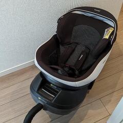 ベビー用品　チャイルドシート　Combiクルムーヴ
