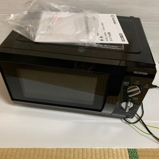 家電 キッチン家電 電子レンジ　動作確認済　2022年製　PMB-F185-6-B （04.25）