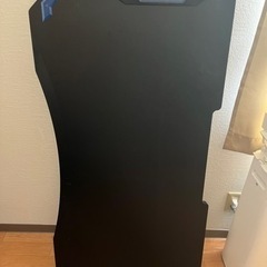 ゲーミングデスク