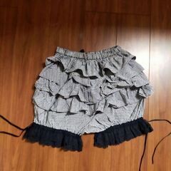 スポーツウエアー2点+他2点の画像