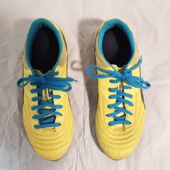 PUMA サッカースパイク 中古
