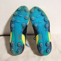 PUMA サッカースパイク 中古の画像