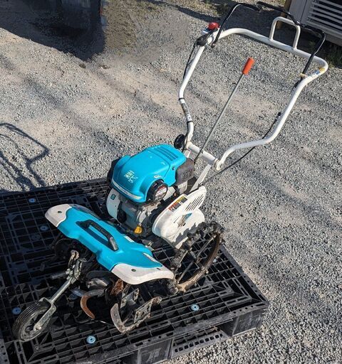 鹿児島発　カセットガス式耕運機FTR3500C