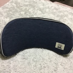 自動車シート　腰用クッション