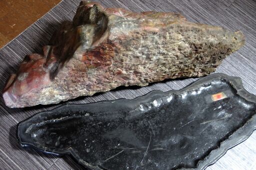 佐渡赤玉石　赤石30.0ｋｇ　鉱物標本　水石　成功と繁栄のパワーストーン 　レッドジャスパー