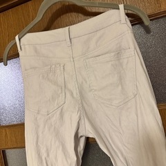 スキニーパンツ カラーパンツ カジュアルパンツの画像