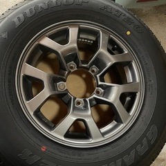 ジムニーシエラ　純正タイヤ、ホイール　新車外しの画像