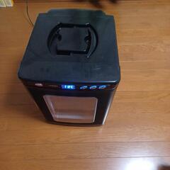 25L冷温庫ブラックの画像