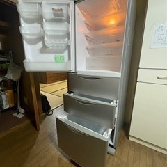 出品してる物まとめて引き取っていただける方限定。の画像