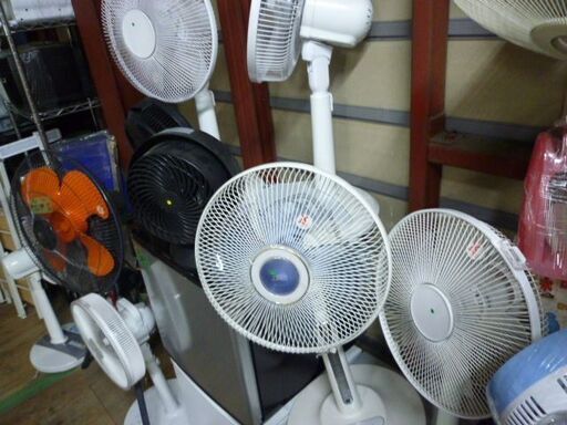 扇風機　台数多数あります　動作確認済　クリーニング済