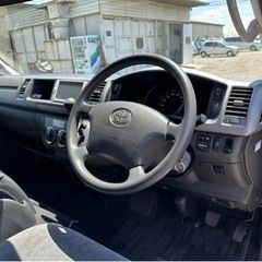 ハイエースワゴン グランドキャビン10人乗り！距離1万キロの画像