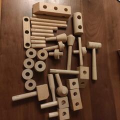 知育玩具  トンカチ積み木