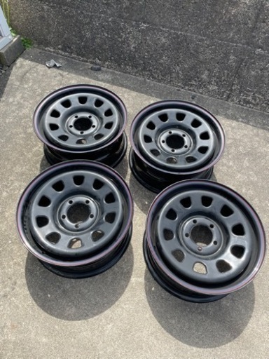 車のパーツ タイヤ、ホイール