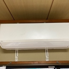 【5/4受渡予定】エアコン　２台　100Vの画像