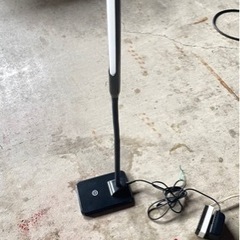 スタンドライト　電気