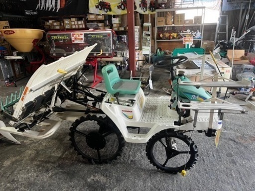 ヤンマー　4条　田植え機　PE1  ◆整備済み　◆ローン可　クランク式　4馬力　ガソリンエンジン　
