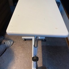 ネイル　サイドテーブル