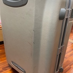 スーツケース　キャリーケースの画像