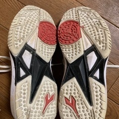 テニスシューズ 22cmの画像