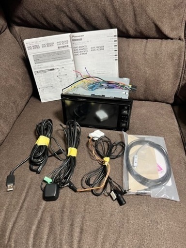 カーナビ、テレビ carrozzeria AVIC-RW503