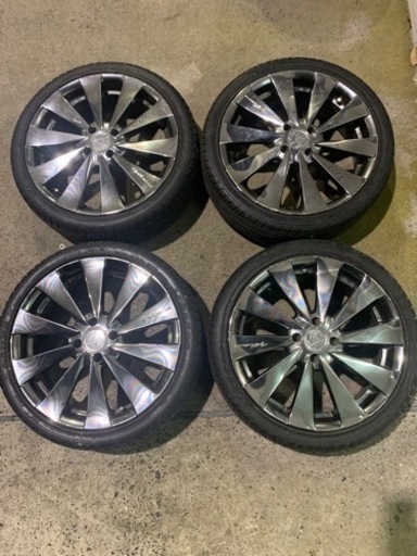 祝成約☆ありがとうございました☆RAYS☆GENOMA☆17×6J 100×4Hおまけタイヤ2本付き☆