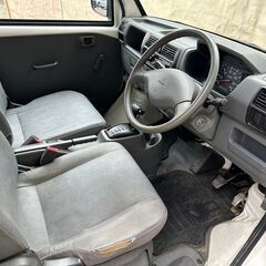 三菱　ミニキャブ　バン660CD　4WD　車検二年付き　両側スライド パワステ　ラジオ　走行距離10万kmの画像