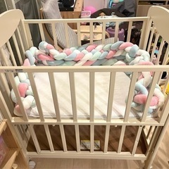 ベビーベッド KATOJI (布団、ベッドガード付)の画像