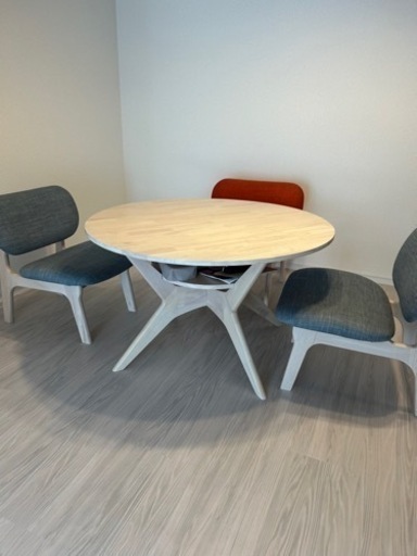 ほぼ新品　家具 ダイニングセット