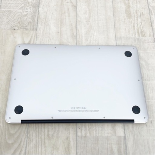 Apple MacBook Air 11inch A1465 Core i5