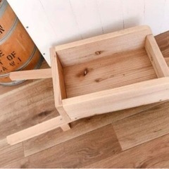木製一輪車の画像