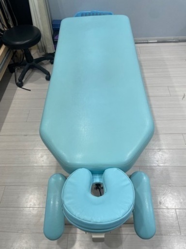 【角度調節機能付】高田ベッド　整体用　マッサージ用　治療用