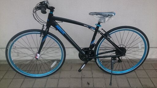 ★★★激安 新品【軽量アルミフレーム クロスバイク・シマノ外装２１段変速】★★★