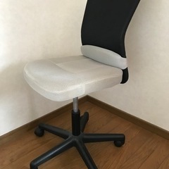 事務椅子　
ワークチェア　メッシュ　バイカラーの画像