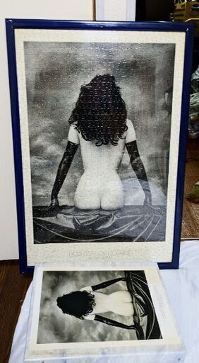 ジグソーパズル　① 額縁入り　箱付　高さ79cm✕幅54cm　1000ピース