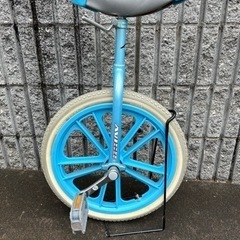 《お話し中》
自転車 一輪車