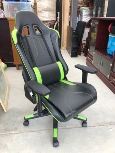 美品❗️ニトリ ゲーミングチェア ヘイデン コックピット型