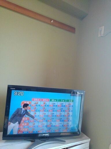 液晶テレビ 32V　シャープ　SHARP AQUOS TV