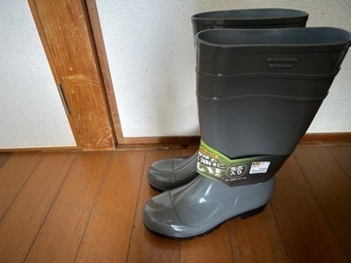 新品の安全靴1000円