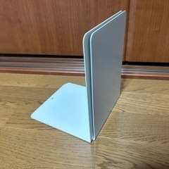 無印　ブックスタンド　スチール製　2個1組　(1/3)